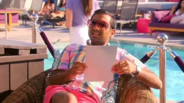 GANT Rugger  India Slub Madras Shirt in Dusty Coral worn by Tom Haverford (Aziz Ansari) in Parks and Recreation (S07E06)