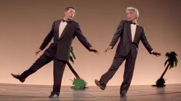 La veste de costume portée par Serge Karamazov (Alain Chabat) dans La Cité de la peur