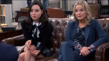 Alice + Olivia Ribbon Bow Sweater worn by April Ludgate (Aubrey Plaza) in Parks and Recreation (S07E08)