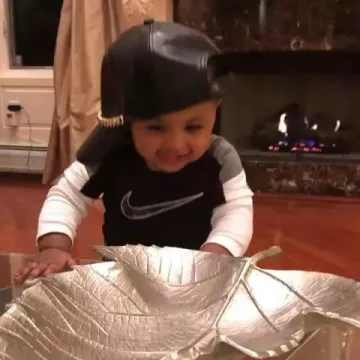 The t-shirt black nike Kulture (daughter of CardiB and Offset) on the account instagram of @offsetyrn