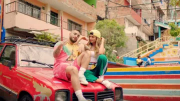 Just ★ Don Dunking Robot Tie Dye S/S Tee worn by Maluma as seen in his 11 PM music video