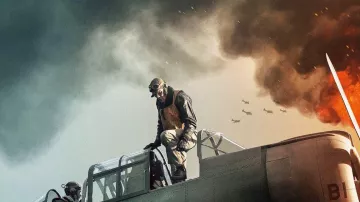 Gafas piloto de aviador vintage usadas por el capitán de corbeta Wade McClusky (Luke Evans) en Midway