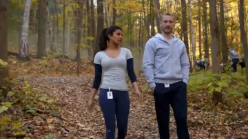 Under Armour Cold Gear Infrarouge Leggings portés par Alex Parrish (Priyanka Chopra) à Quantico (S01E09) (S01E09)