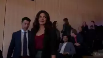 Vince cumuto Drape Front Blazer worn by Alex Parrish (Priyanka Chopra) in Quantico (S01E22)
