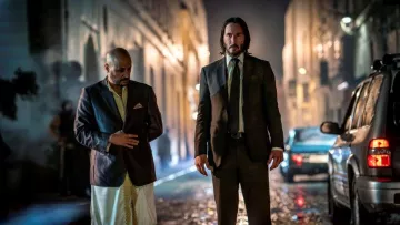 Túnica marroquí de oro como se ve en John Wick: Capítulo 3 – Parabellum