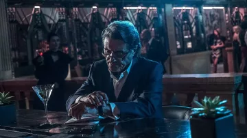 Martini Glass utilizado por Winston (Ian McShane) en John Wick: Capítulo 3 – Parabellum