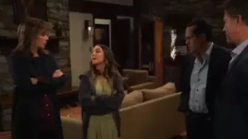 Free People Hold Me Close Maxi Robe portée par Kristina Corinthos-Davis (Lexi Ainsworth) comme on le voit dans les hôpitaux Généraux avril 11,2019