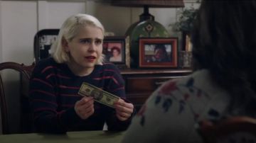 Rag & Bone Penn Cropped Sweater worn by Annie Marks (Mae Whitman) in Good Girls (S02E13)