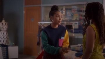 Sudadera Colorblock usada por Zoey Johnson (Yara Shahidi) en grown-ish (Temporada02 Episodio08)