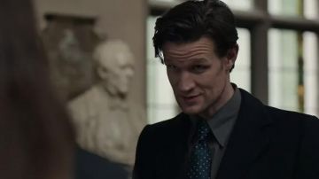 Bleu à motifs cravate portée par Martin Lumineux (Matt Smith) dans les Secrets Officiels