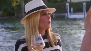 Blanc de Paille Panama chapeau porté par Tinsley Mortimer dans Le Real Housewives of New York City (Season11 Episode13)