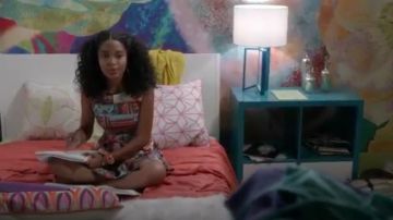 Imprimer Robe Patineuse porté par Zoey Johnson (Yara Shahidi), en black-ish (Saison 01 Épisode 02)