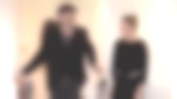 The black Shirt classic printed polka dots worn by a speaker in The house France 5 the 07.06.2019 at 20:50