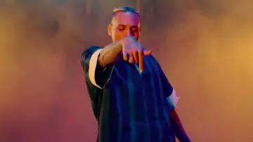 Striped green t-shirt worn by Chris Brown in Haute music video by Tyga feat. J Balvin, Chris Brown