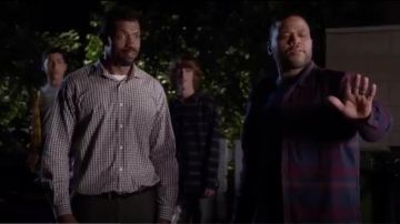Chaqueta Patagonia Fjord en Comstock & Dark Current usada por Andre 'Dre' Johnson (Anthony Anderson) en negro (Temporada 01 Episodio 12)