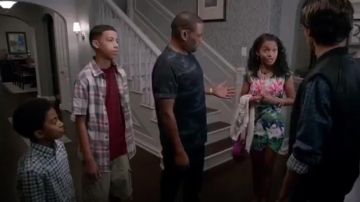 H&M Floral Scuba Dress worn by Zoey Johnson (Yara Shahidi) in black-ish (Season 01 Episode 14)