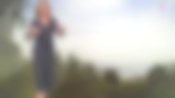 The combination of black printed Valérie Maurice in Weather of France 2 on the 15.06.2019