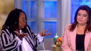 Dubgee by Whoopi  Plus Size Half Herringbone Button-Front Long Tunic worn by Whoopi Goldberg on The View June 13,2019