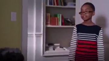 Cedric Charlier Contraste de la Robe portée par Diane Johnson (Marsai Martin), en black-ish (Season01 Episode23)
