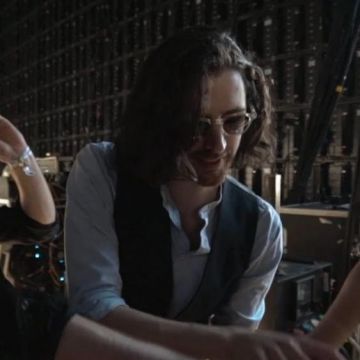 Costume noir veste portée par d'hozier pour Bonnaroo Festival 2019