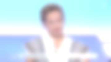 La blusa de patrón jacquard, cuello tunecino, mangas cortas voladoras de Caroline Roux en C dans l'air del 17 de junio de 2019