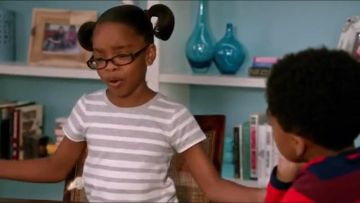 Vince french Terry Manches Courtes Robe portée par Diane Johnson (Marsai Martin), en black-ish (S01E24)