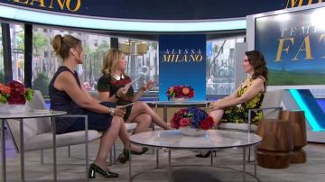 Prada Patent Leather-pumps worn by Savannah Guthrie On Today June 11,2019