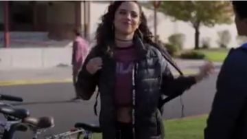 FILA USA Alberta Mesh Crop Tee worn by Moe Truax (Kiana Madeira) in Trinkets (S01E06)