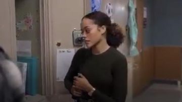 Topshop Rib Chandail porté par Tabitha Foster (Quintessa Swindell) dans Bibelots (S01E06)