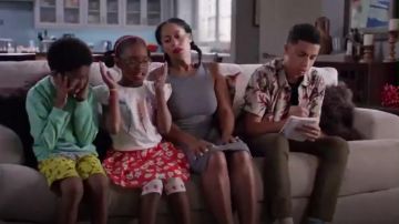 Obéir à Manches Courtes Golfe d'Impression Button Down Shirt porté par Andre Johnson, Jr (Marcus Scribner), en black-ish (S02E04)
