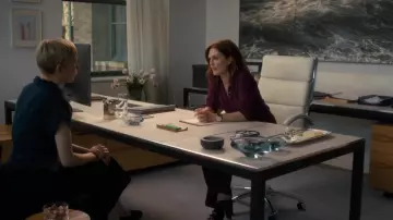 Muslin Purple Shirt worn by Theresa (Julianne Moore) in After the Wedding