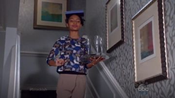 H&M Patterned Top In Dark Blue Cats worn by Zoey Johnson (Yara Shahidi) in black-ish (S02E08)