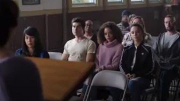 Levi’s Wedgie Icon Jeans in These Dreams worn by Tabitha Foster (Quintessa Swindell) in Trinkets (S01E10)