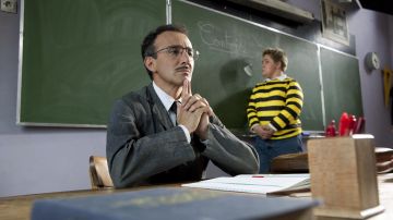 The sweater yellow striped Ducobu (Vincent Claude) in The student Ducobu