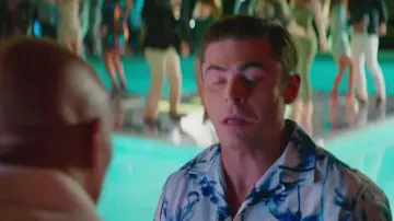 La chemise hawaïenne portée par Matt Brody (Zac Efron) dans BAYWATCH : Alerte à Malibu