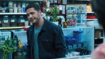 The black jacket in jean of Eddie Brock / Venom (Tom Hardy) in Venom