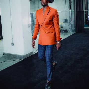 Bleu à Carreaux Pantalon porté par Serge Ibaka sur son Instagram account @sergeibaka