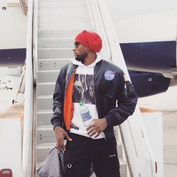 Alpha Industries de la NASA Bomber Vol Veste portée par Serge Ibaka sur son Instagram account @sergeibaka