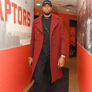 Rouge Pois Manteau porté par Serge Ibaka sur son Instagram account @sergeibaka