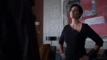 Roland Mouret Dunne Dress worn by Jeri Hogarth (Carrie-Anne Moss) in Marvel's Jessica Jones (Season 03 Episode 07)