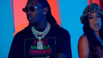 Le t-shirt Maison Margiela porté par Offset dans le clip Bouncin de Kiana Ledé