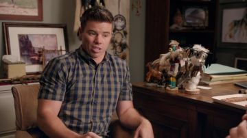 Les poupées Kachina amérindiennes dans Crazy Ex-Girlfriend (S03E01)