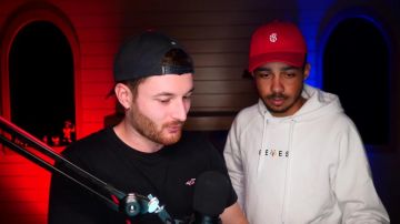 The sweatshirt white visionary worn by Mastu in the Youtube video We thought it would be funny but actually not sorry Linca