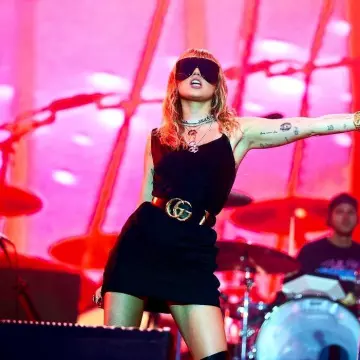 La ceinture Gucci portée par Miley Cyrus sur son compte Instagram @mileycyrus