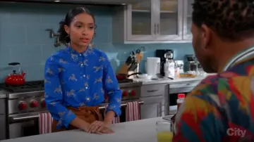Sandro Paz Mélange de Coton Pantalon porté par Zoey Johnson (Yara Shahidi), en black-ish (Season03 Episode21)