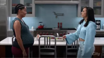 A.L.C. Delmar High Waist Knit Pencil Skirt usada por Rainbow Johnson (Tracee Ellis Ross) en negro (S03E21)