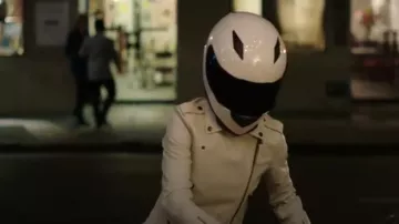 Mackage Baya Jacket worn by Teresa Mendoza (Alice Braga) in Queen of the South (Season04 Episode01)