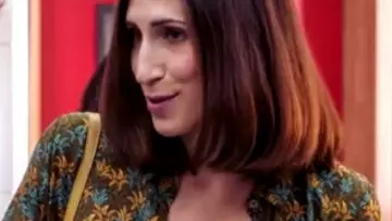 The blouse was printed by Morgane (Mary Catrix) in Tomorrow Belongs to Us Episode 486