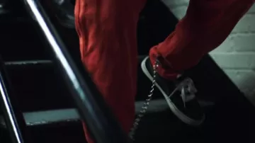 Zapatillas Black Classic Vans usadas por Brian Banks (Aldis Hodge) en Brian Banks