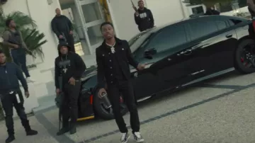 Black denim jacket de Roddy Ricch dans son clip vidéo Tha Boue